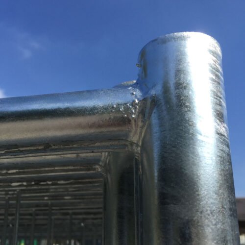 Detailansicht Bauzaun mit Rohr-In-Rohr Technik
